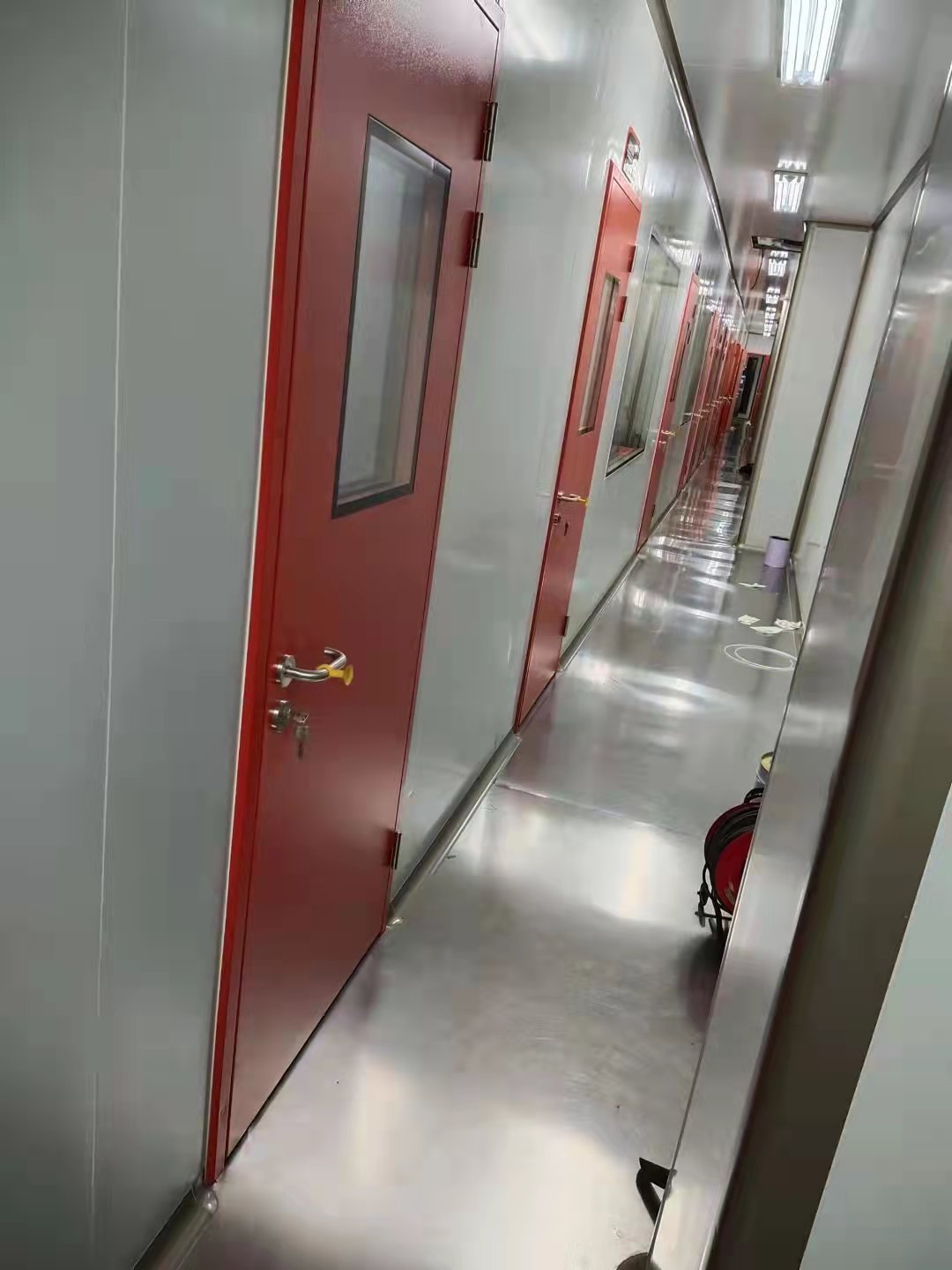 1646213397913323.jpg 噴漆設備.jpg